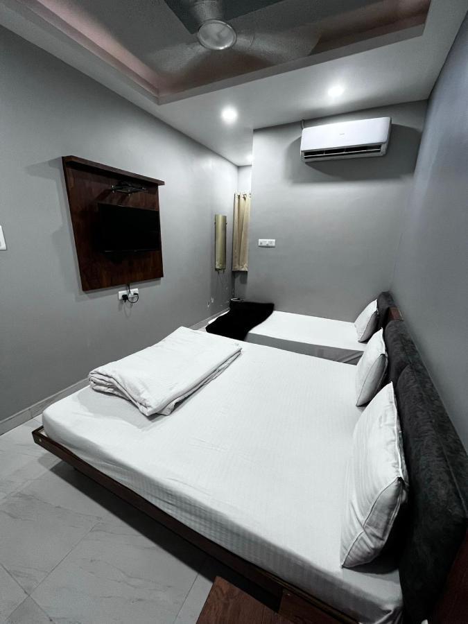 Hotel Shankar Ujjain Ngoại thất bức ảnh