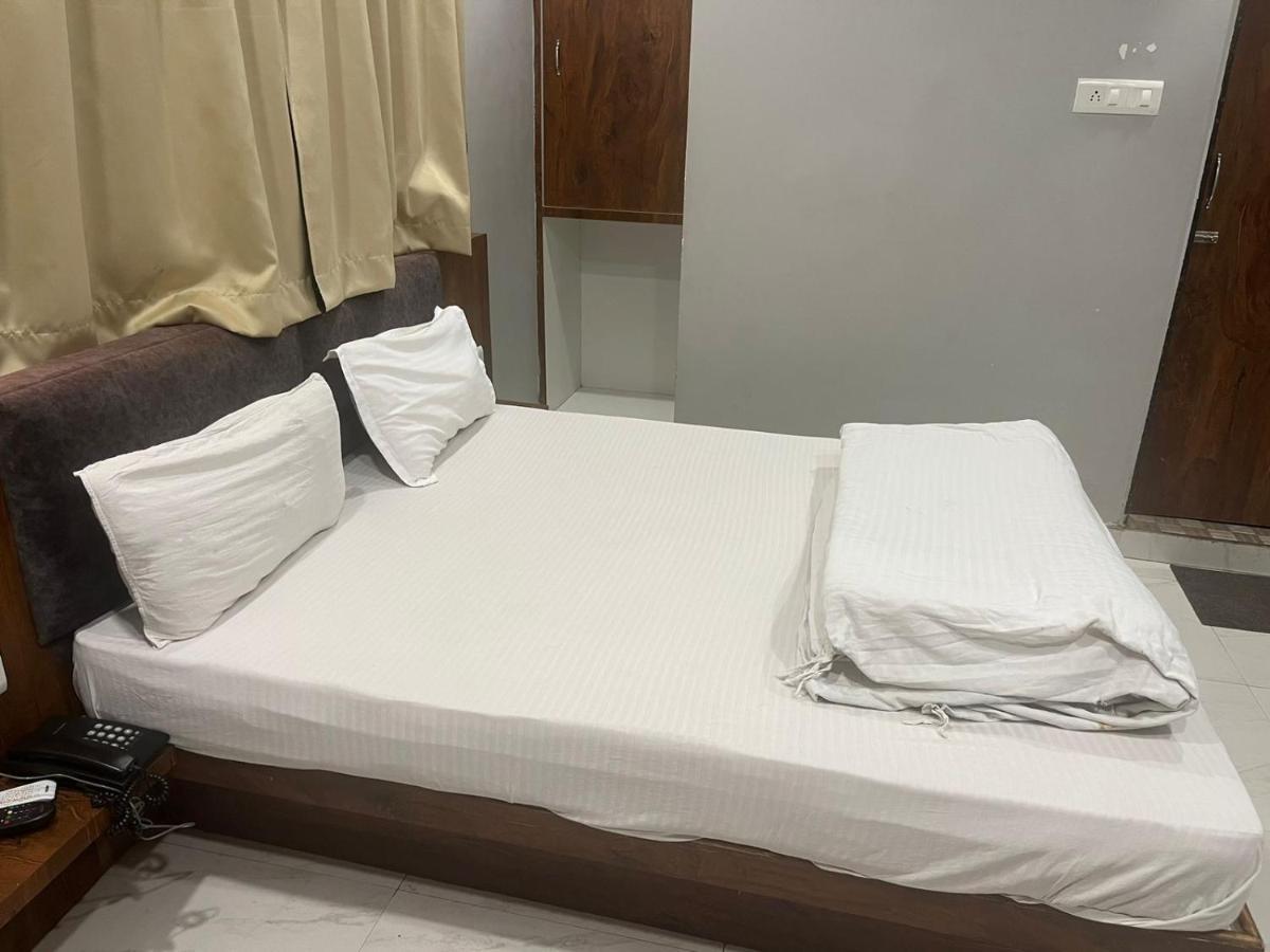 Hotel Shankar Ujjain Ngoại thất bức ảnh