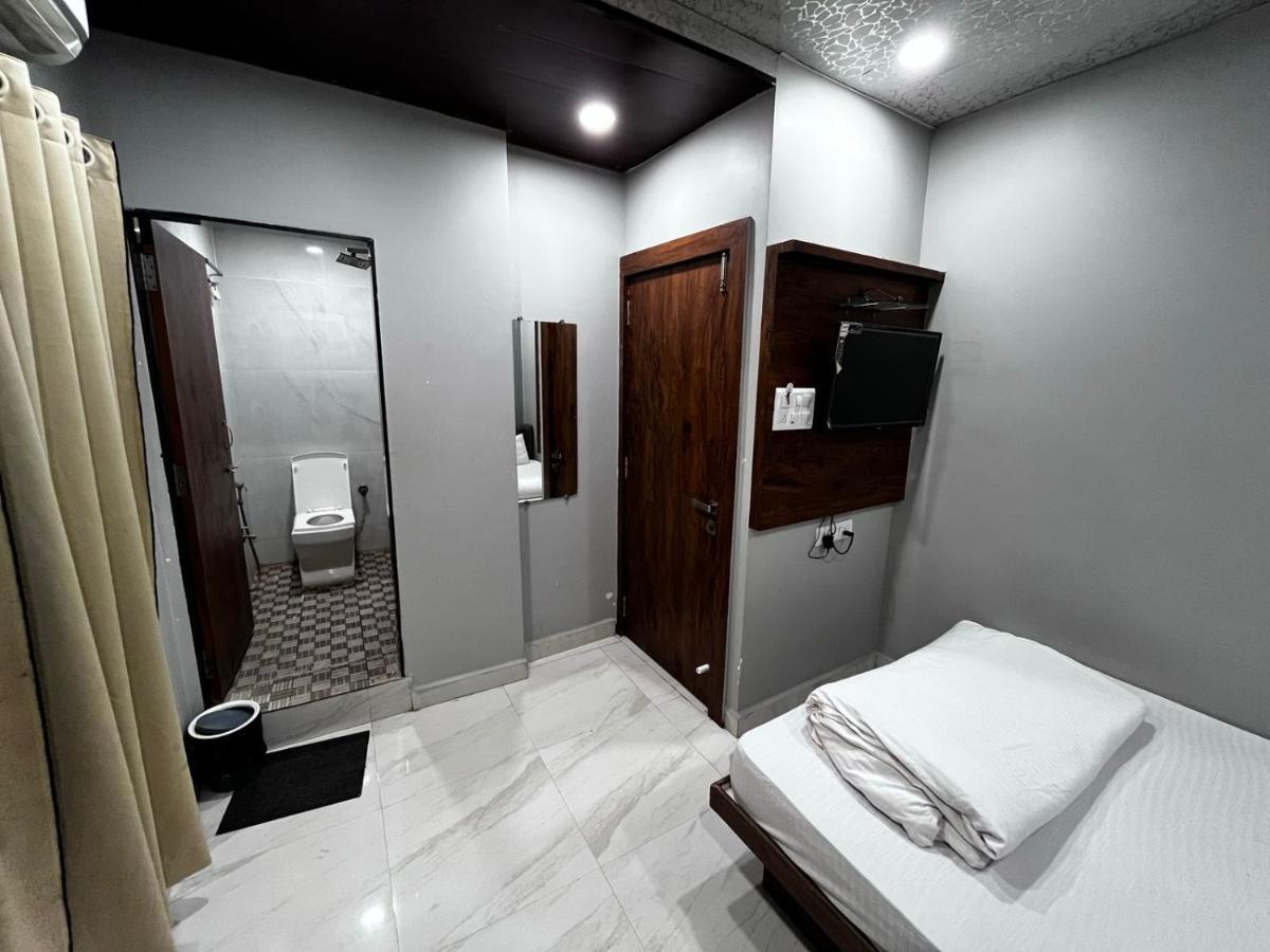 Hotel Shankar Ujjain Ngoại thất bức ảnh